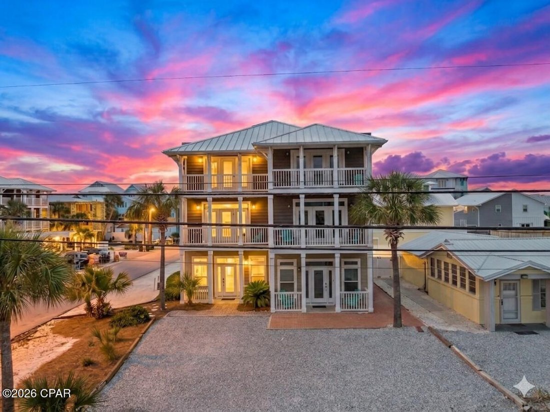 Panama City Beach, Florida, United States 2 - 17946596