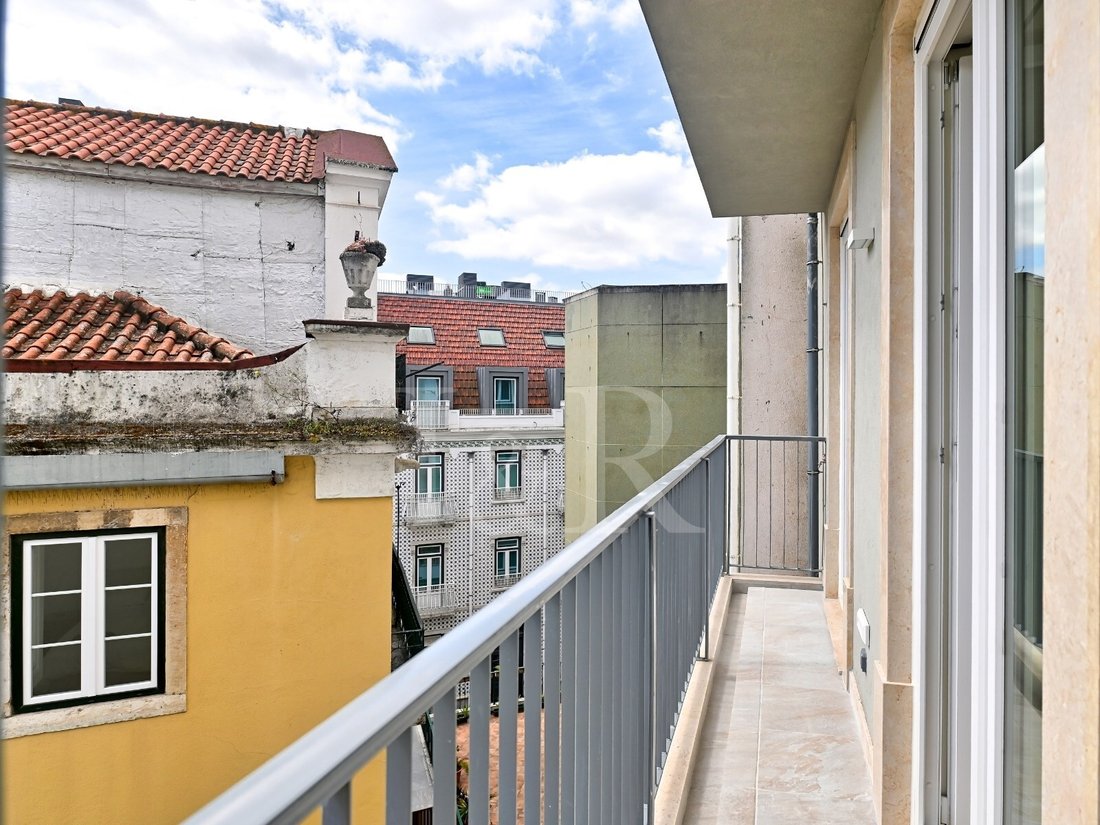 Apartment in Arroios, Lisbon, Portugal 5 - 15126089