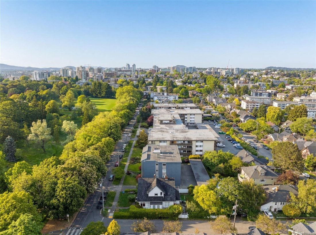 Land in Victoria, British Columbia, Canada 5 - 17970007