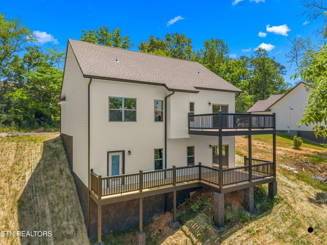 House in Seymour, Tennessee, United States 4 - 17692640