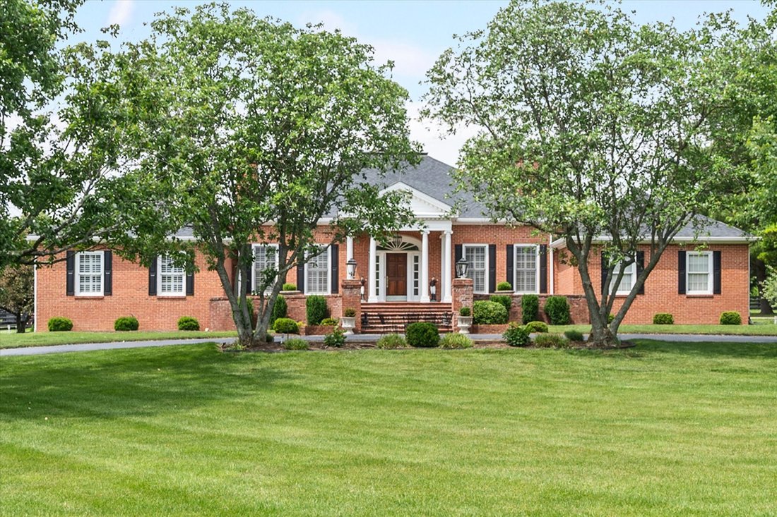 House in Shelbyville, Kentucky, United States 2 - 17967129