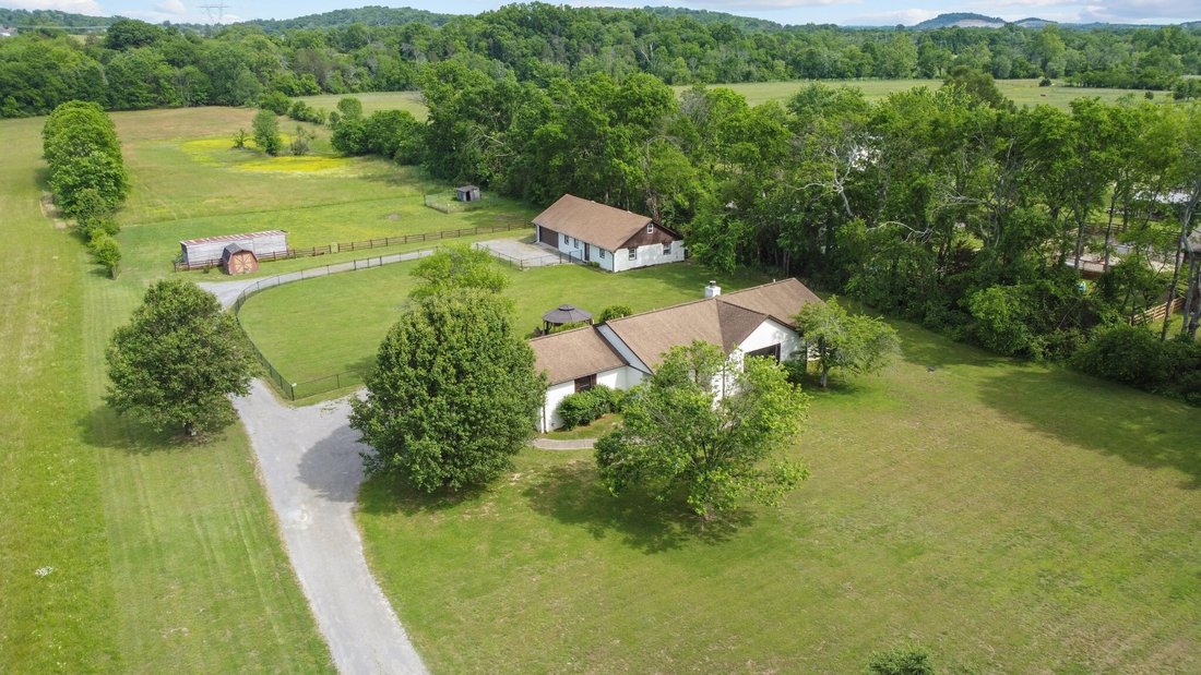 House in Gallatin, Tennessee, United States 2 - 17966117