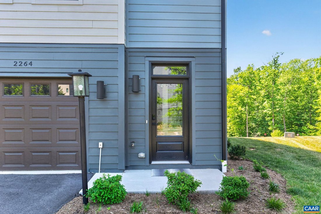 House in Charlottesville, Virginia, United States 3 - 17968544