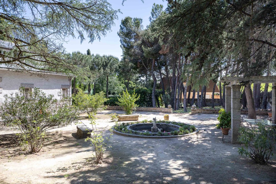 House in Torrelodones, Comunidad de Madrid, Spain 4 - 17969957