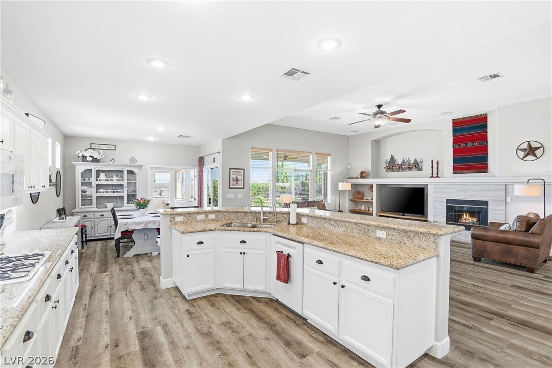 House in Las Vegas, Nevada, United States 5 - 17968376