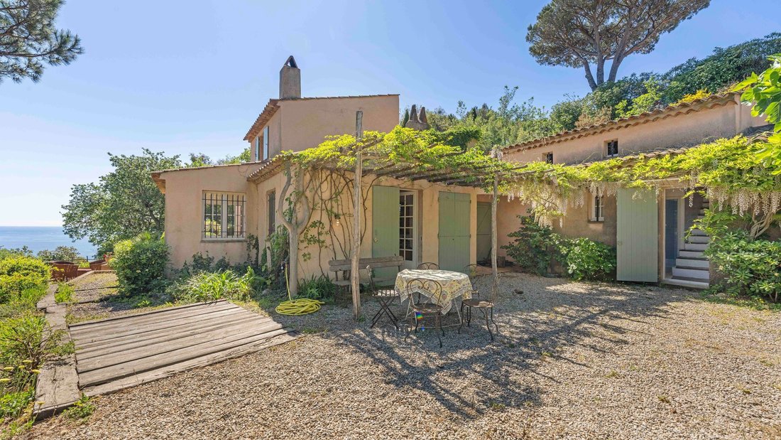 House in Ramatuelle, Provence-Alpes-Côte d'Azur, France 3 - 17970428