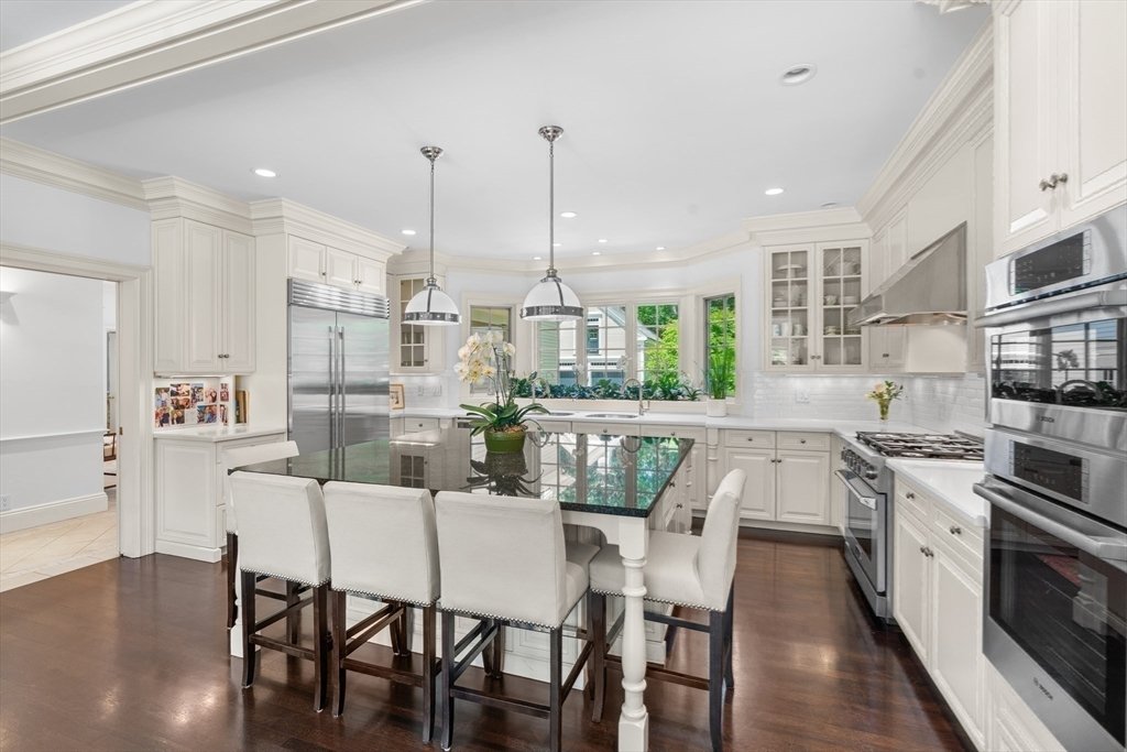 House in Westwood, Massachusetts, United States 4 - 16544926
