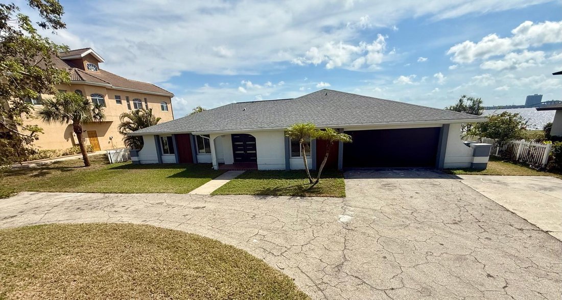 House in North Fort Myers, Florida, United States 1 - 17968767