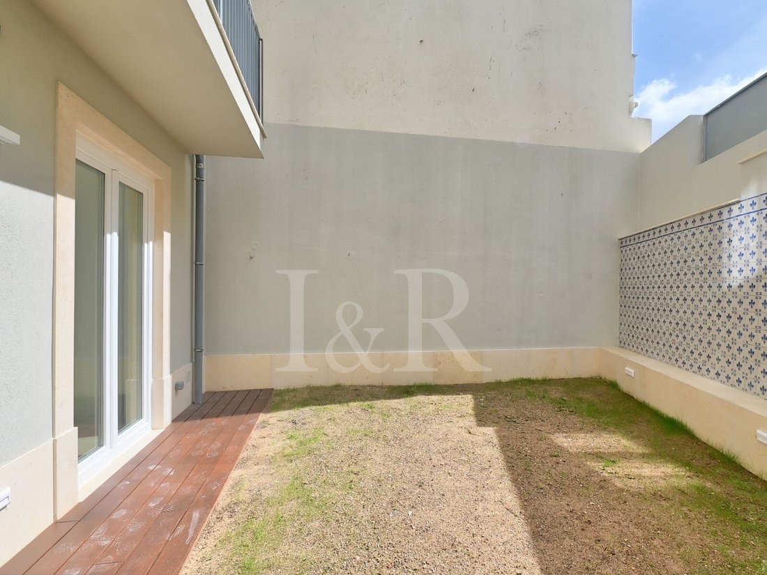 Apartment in Arroios, Lisbon, Portugal 3 - 15126094
