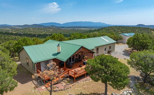 House in Nogal, New Mexico, United States 1