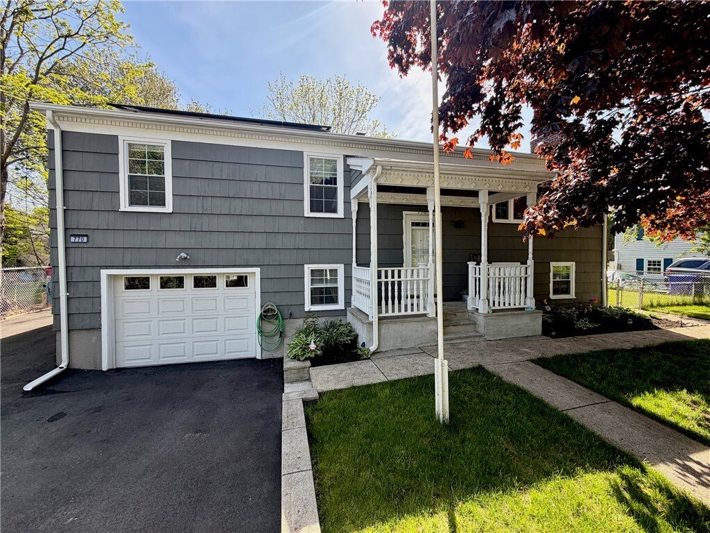 House in Bristol, Rhode Island, United States 1 - 17965800