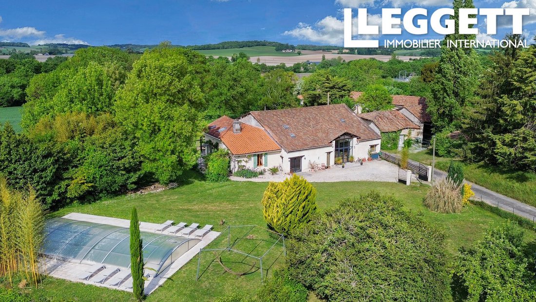 House in Juignac, Nouvelle-Aquitaine, France 1 - 17856477