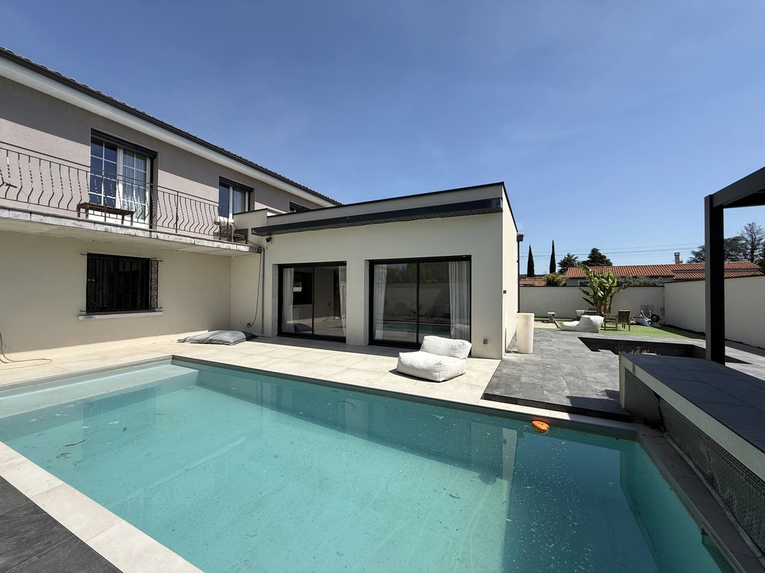 House in Les Blaches-Les Champs, Montelimar, France 1 - 17966059