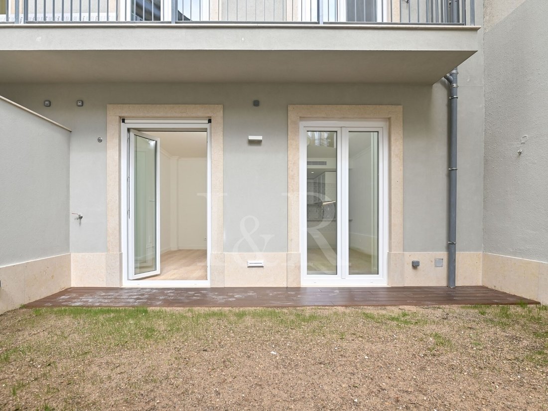 Apartment in Arroios, Lisbon, Portugal 2 - 15126094
