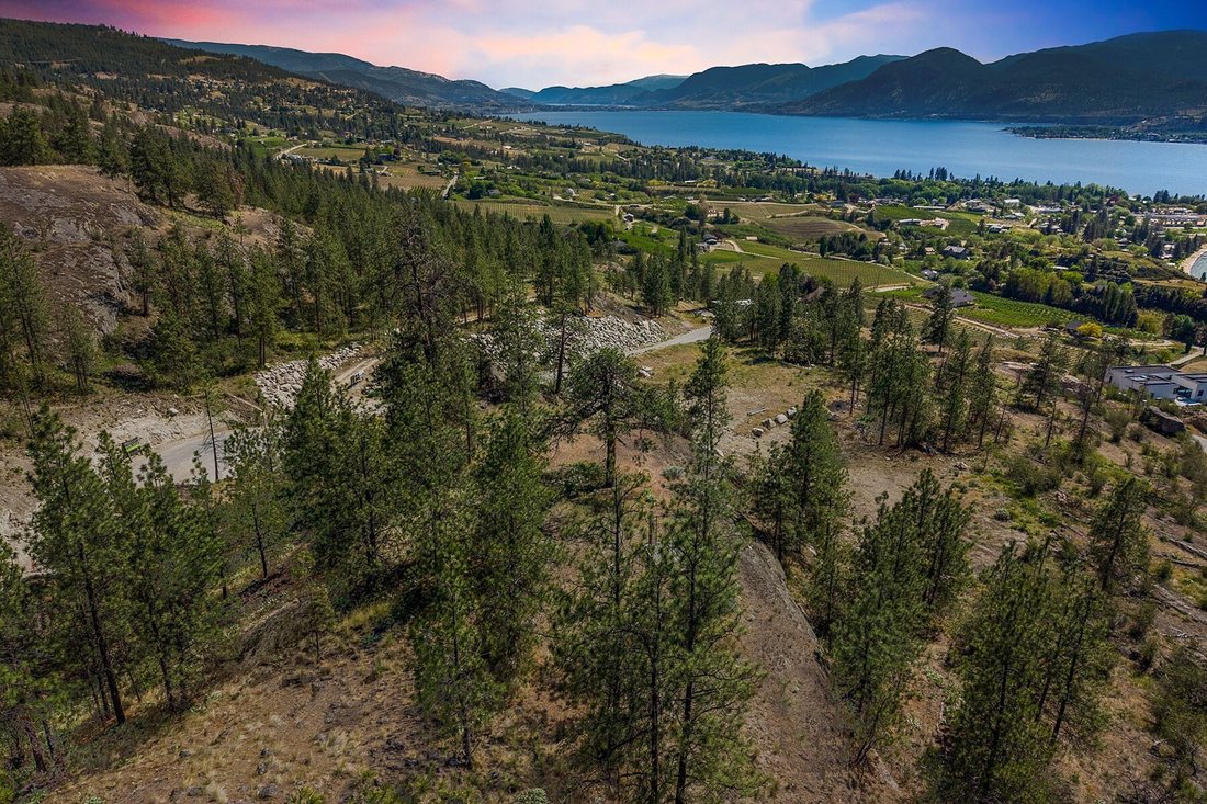 Land in Naramata, British Columbia, Canada 1 - 17966856