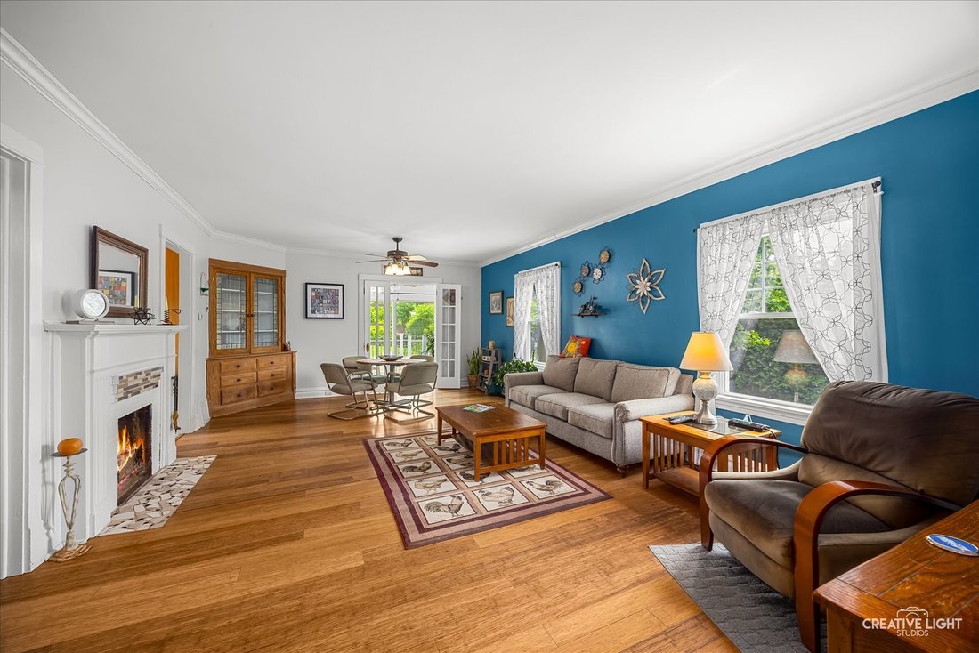 House in Lombard, Illinois, United States 2 - 17951825