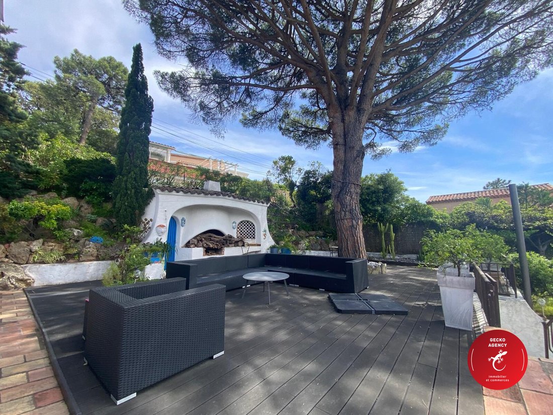 Villa in Les Issambres, Roquebrune-sur-Argens, France 4 - 17971570