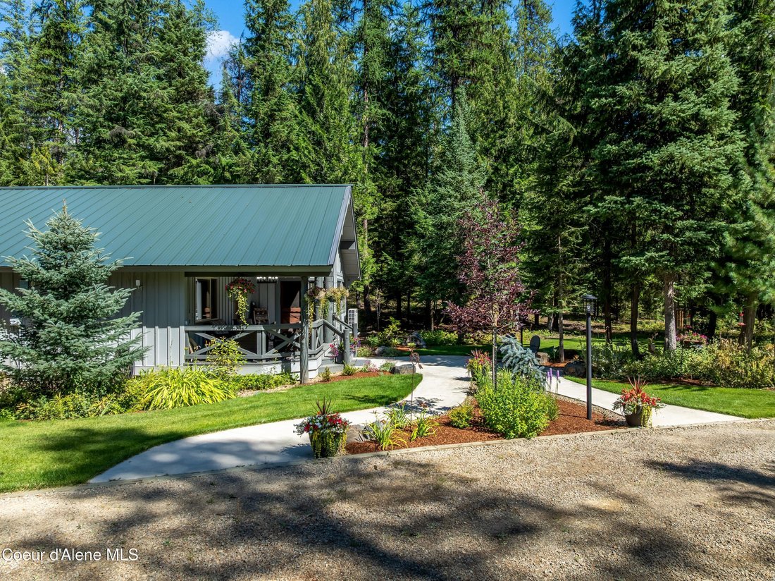 House in Nordman, Idaho, United States 2 - 17966195