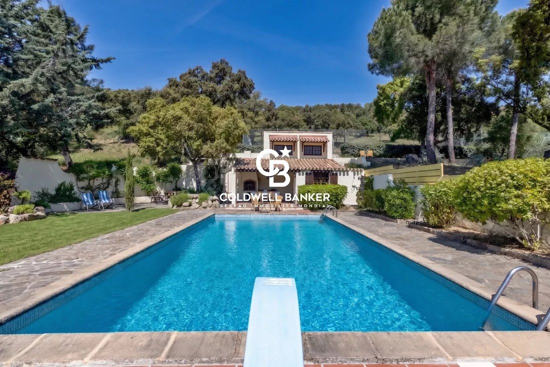 Villa in Nord Est, Bormes-les-Mimosas, France 4 - 17908072