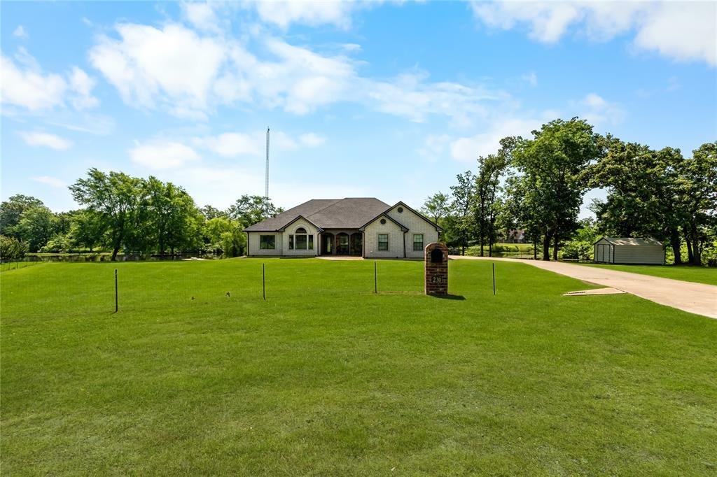 House in Grand Saline, Texas, United States 4 - 17966603