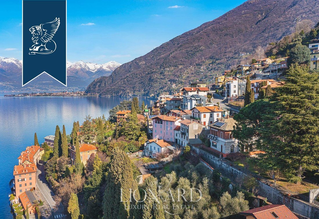 Villa in Bellano, Lombardy, Italy 3 - 17970348
