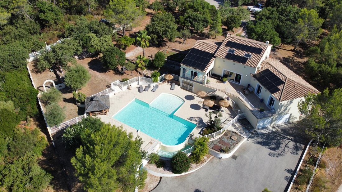 Villa in Les Rayols-Saint Lazare-Les Bousquets, Cuers, France 3 - 17967624