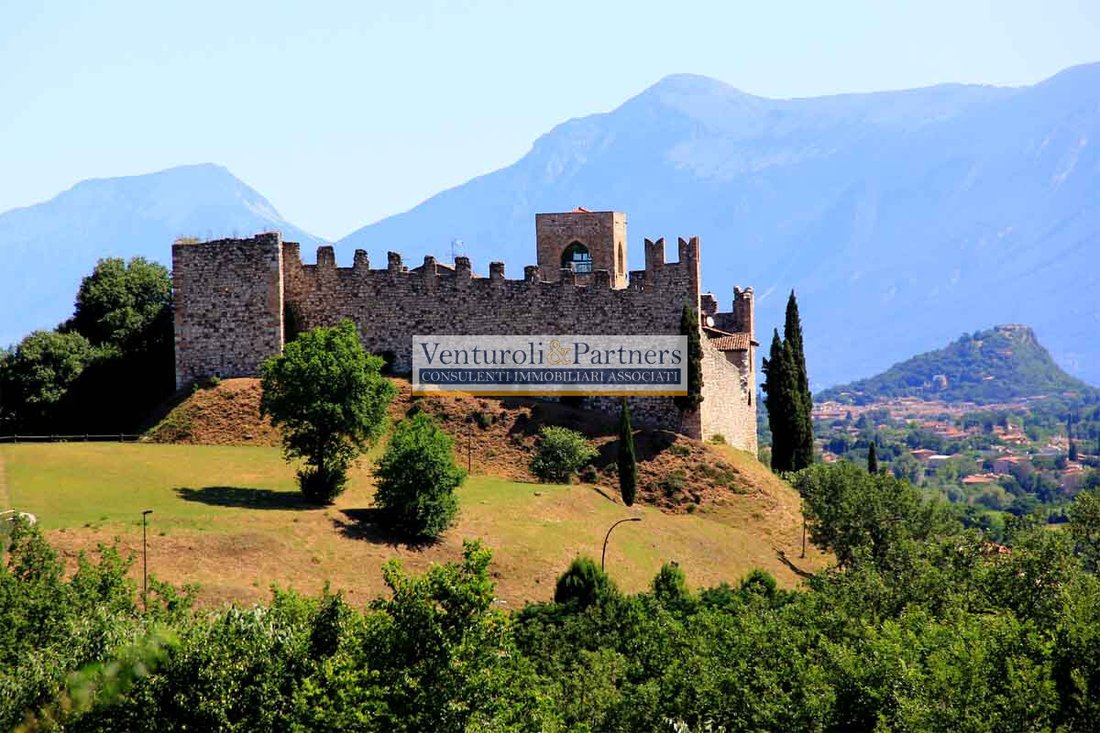 House in Padenghe sul Garda, Lombardy, Italy 1 - 17970605
