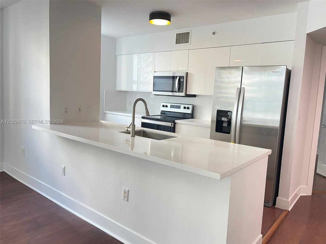 Condo in Miami, Florida, United States 2 - 17966289