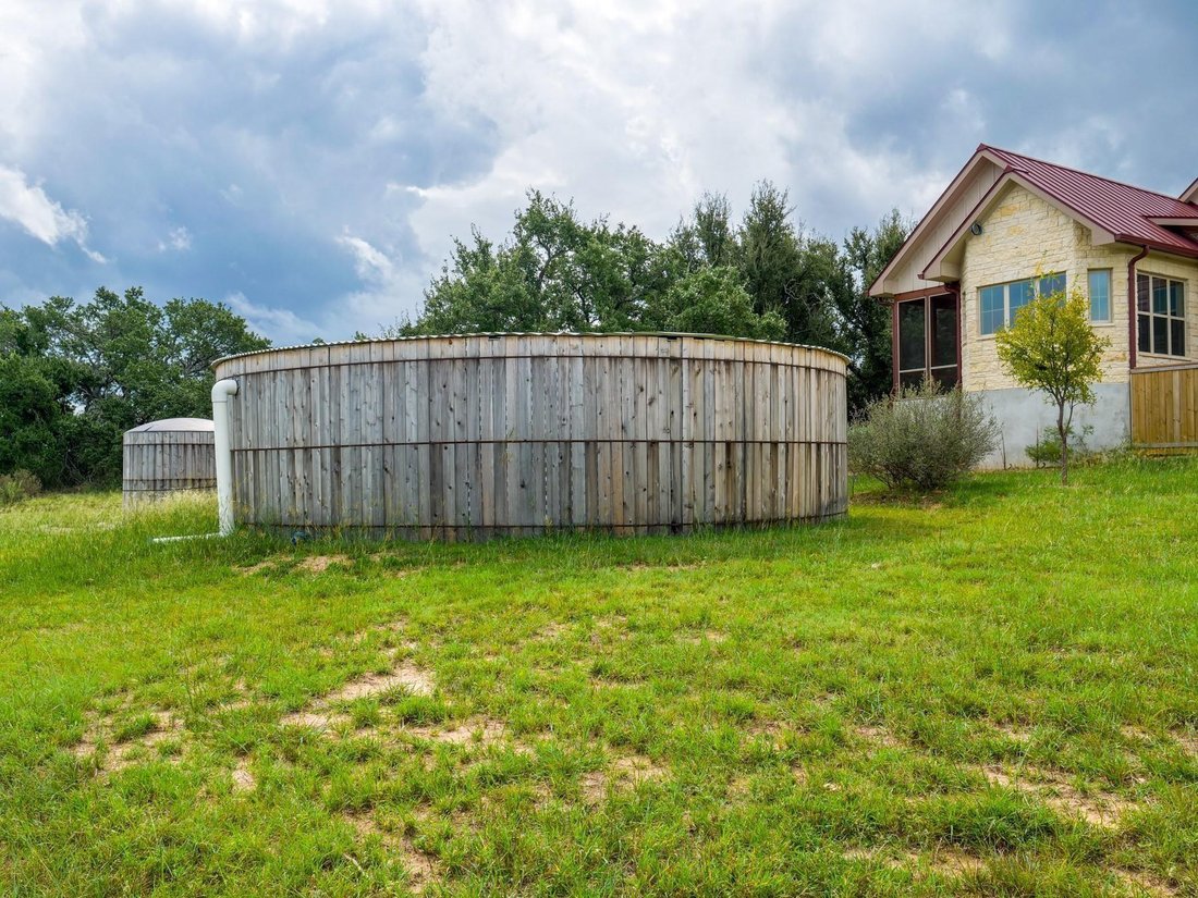 House in Round Mountain, Texas, United States 4 - 17966800