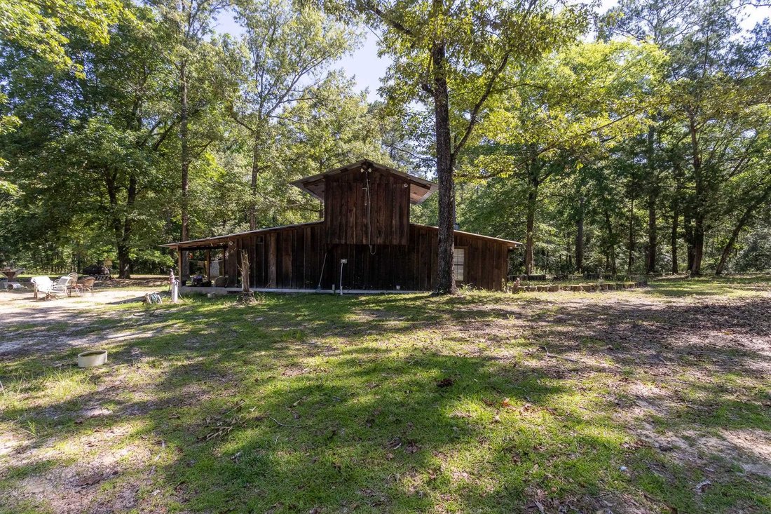 House in Bruce, Florida, United States 4 - 17970445
