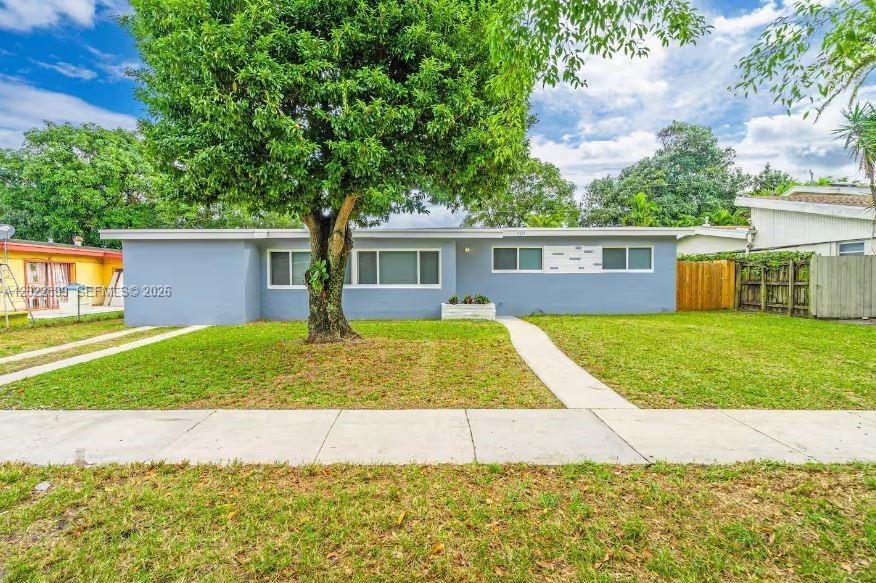 House in Miami, Florida, United States 1 - 17968628