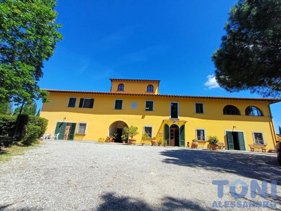 Villa in Center, Cerreto Guidi, Tuscany 1 - 17969890