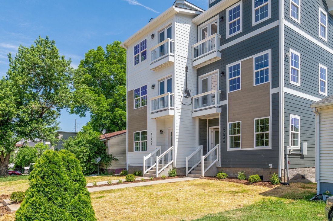 Co Op in Nashville, Tennessee, United States 2 - 17972505