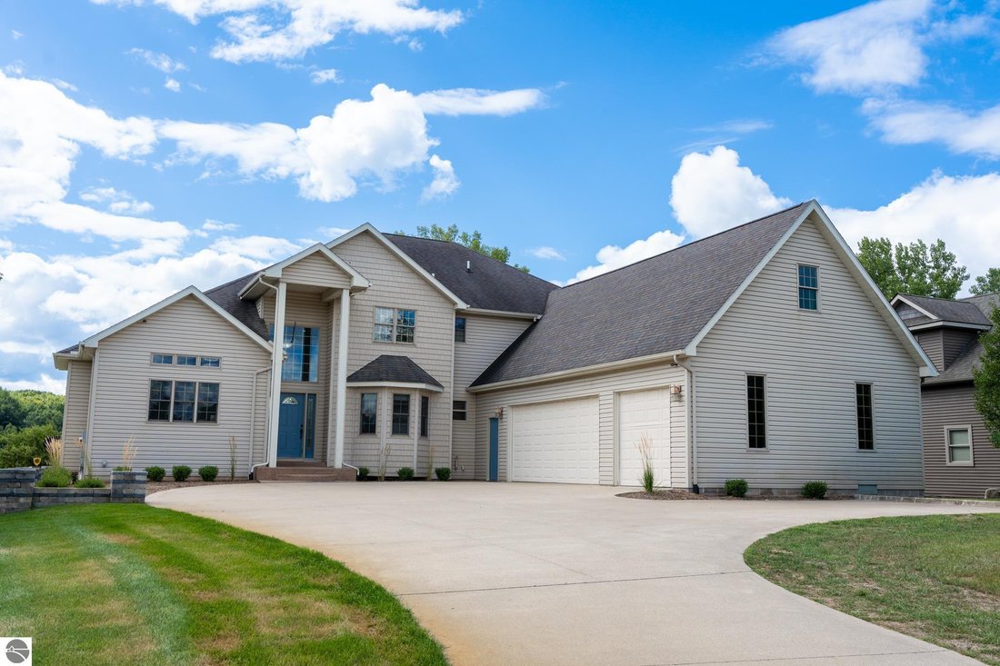 House in Weidman, Michigan, United States 3 - 17967725