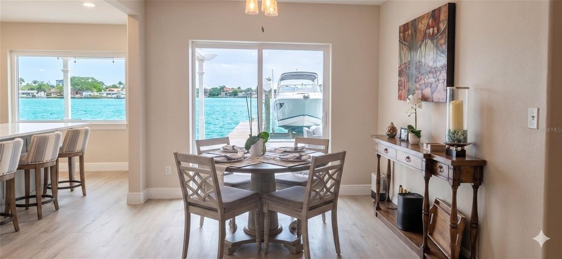 House in Indian Shores, Florida, United States 4 - 17968759