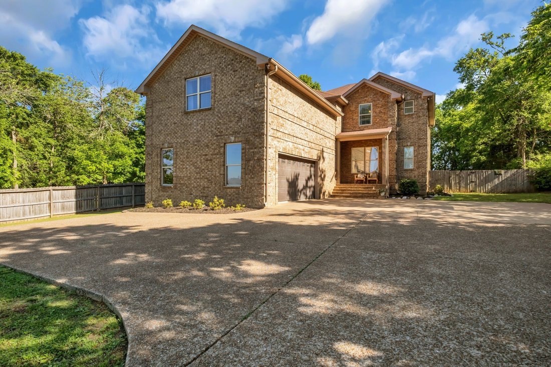 House in Gallatin, Tennessee, United States 2 - 17972503