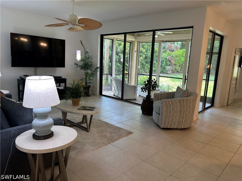 Condo in Naples, Florida, United States 3 - 17172582