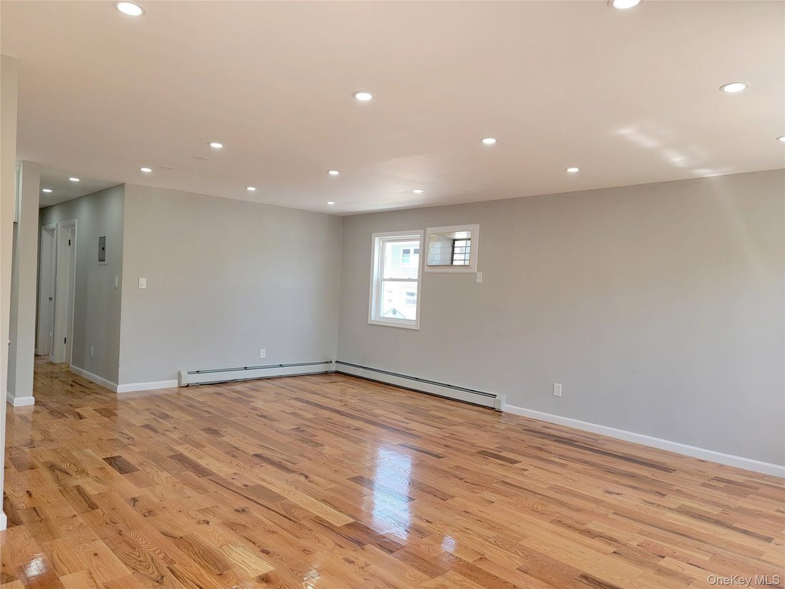 House in New York, New York, United States 2 - 17968979