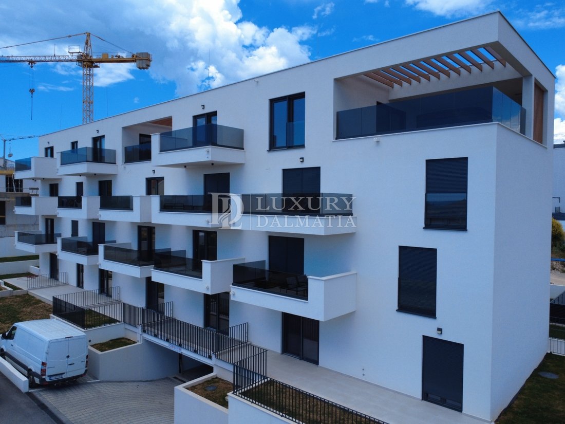 Apartment in Okrug Gornji, Split-Dalmatia County, Croatia 2 - 16258326