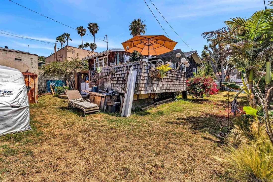 San Diego, California, United States 5 - 17969151