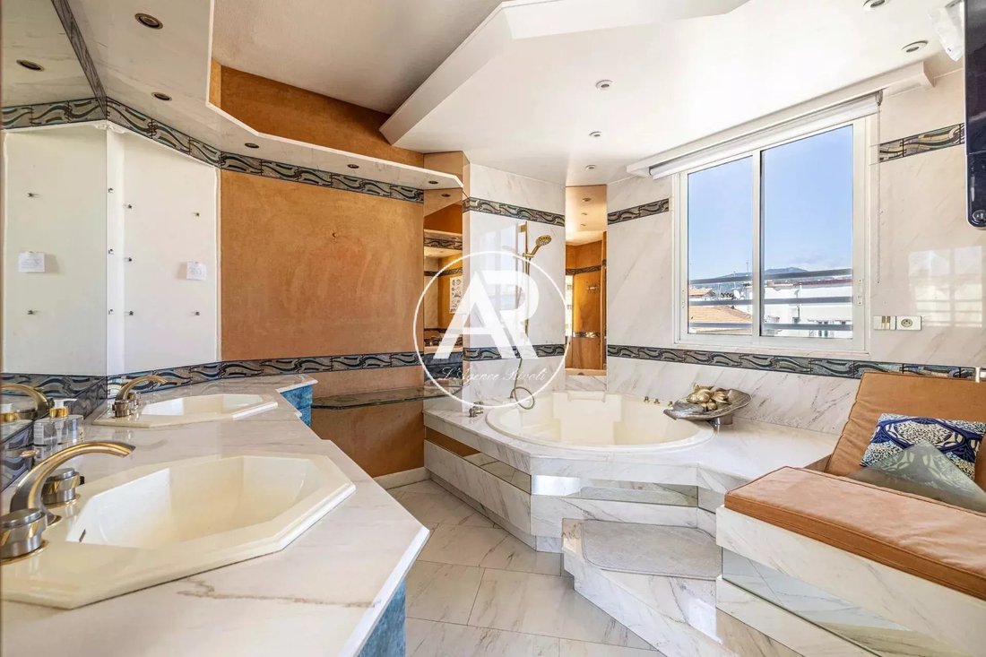 Apartment in Nice, Provence-Alpes-Côte d'Azur, France 4 - 17970283