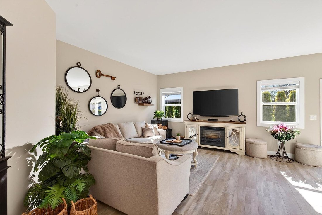 Condominio a West Kelowna, Columbia Britannica, Canada 2 - 17966864