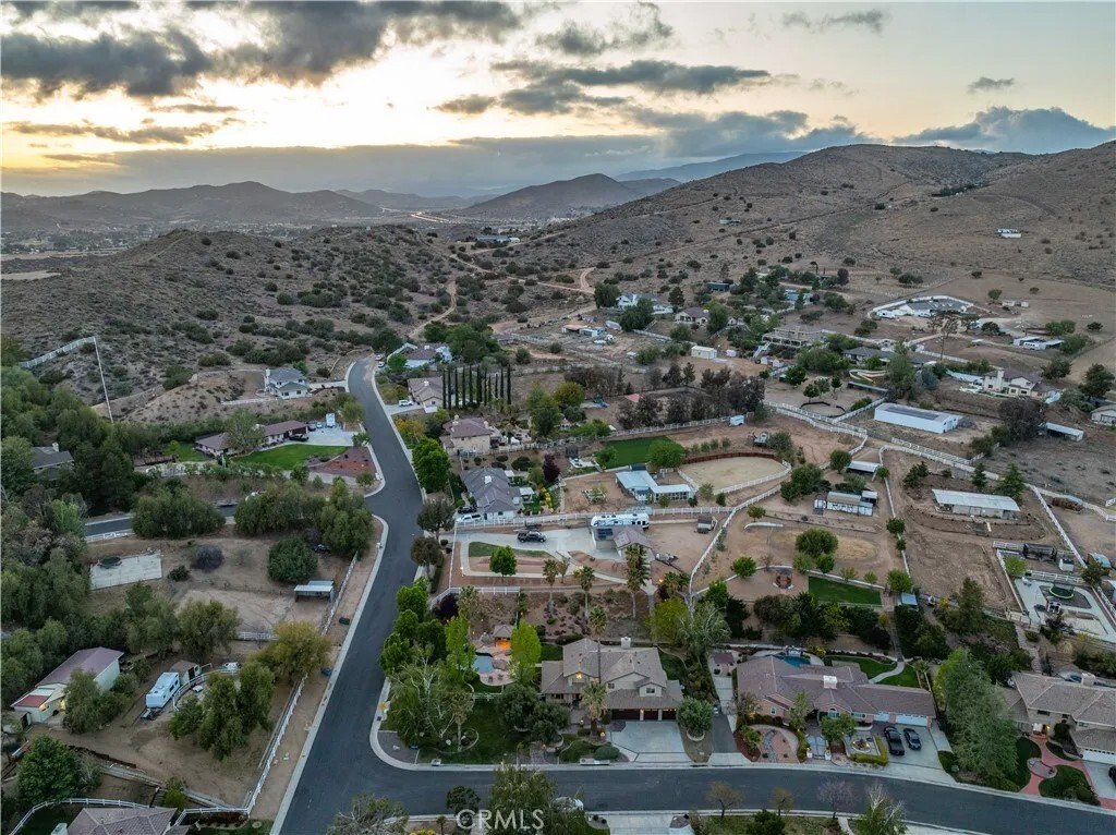 House in Acton, California, United States 3 - 17065931