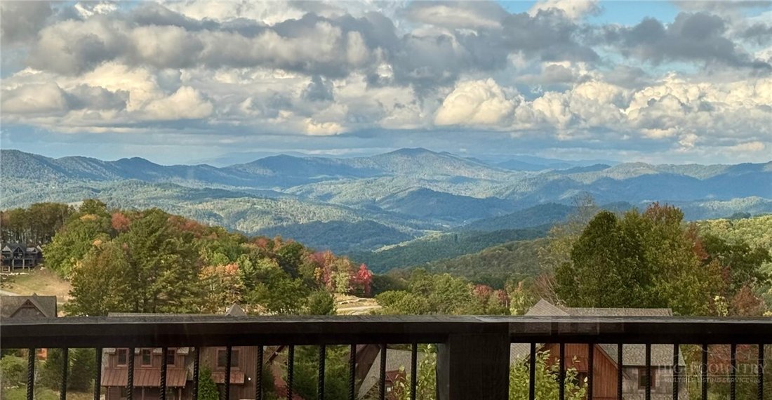 House in Elk Park, North Carolina, United States 1 - 17965954