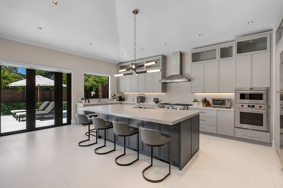 House in Miami, Florida, United States 3 - 17966993