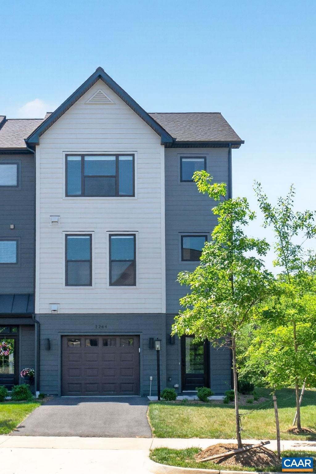 House in Charlottesville, Virginia, United States 4 - 17968544