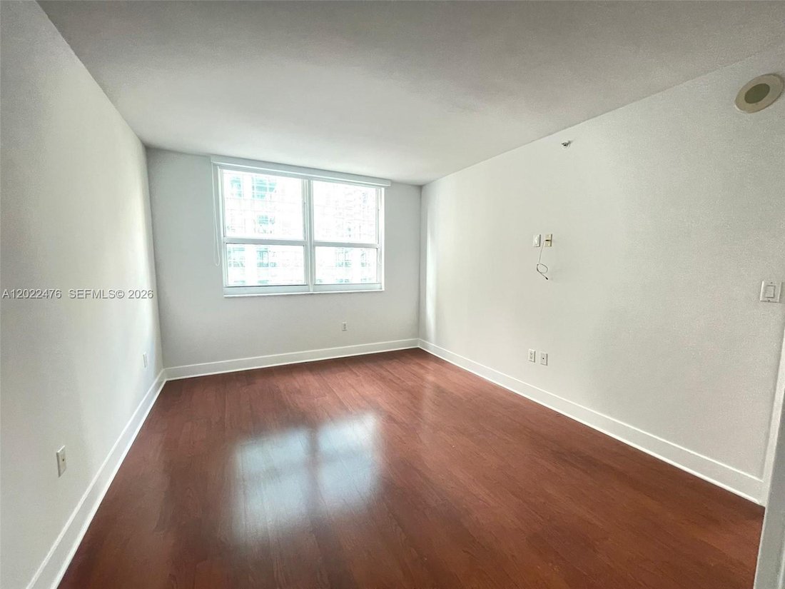 Condo in Miami, Florida, United States 5 - 17966289
