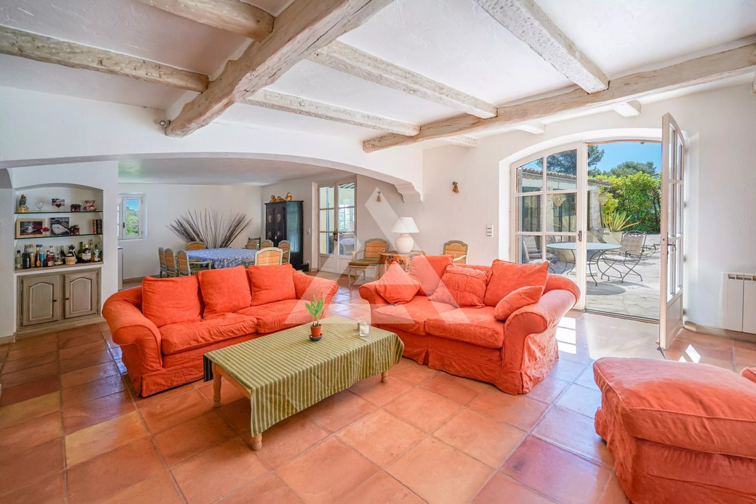 Villa in Saint-Paul-de-Vence, Provence-Alpes-Côte d'Azur, France 5 - 17967374
