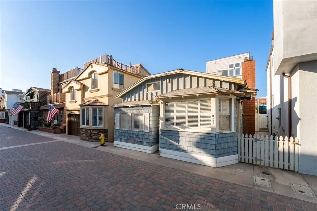 House in Huntington Beach, California, United States 3 - 17969130