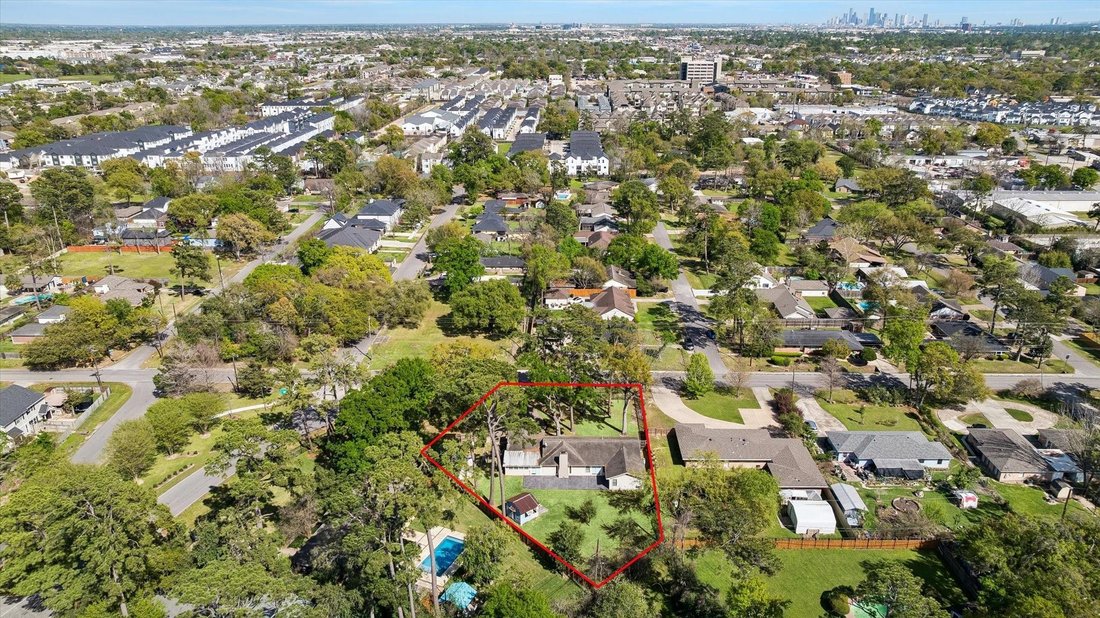 House in Houston, Texas, United States 2 - 17966738